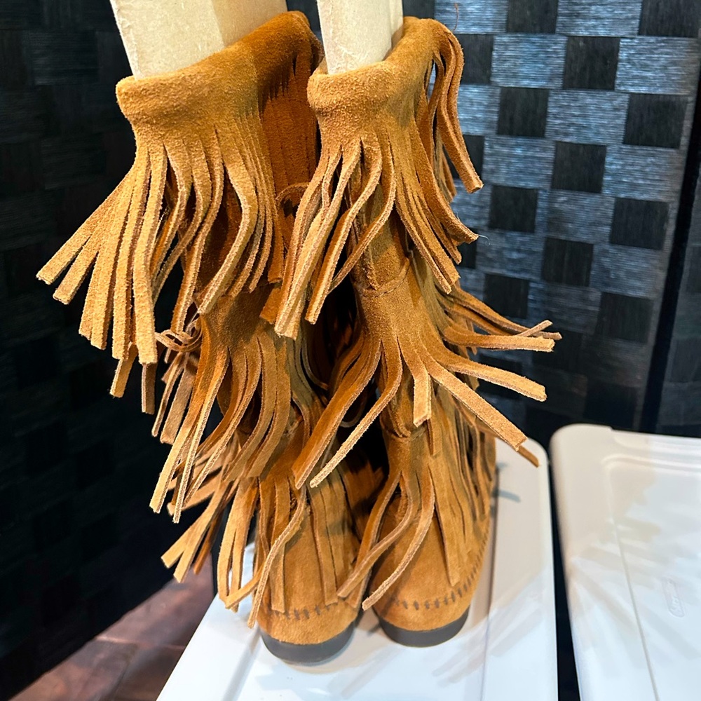 Minnetonka Suede Fringe Boots